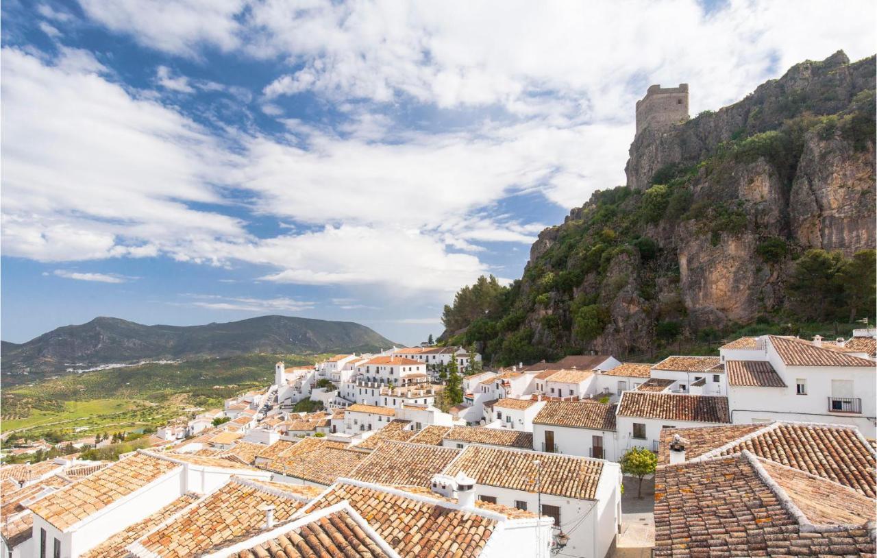 Stunning Home In Zahara De La Sierra With Wifi Exterior photo